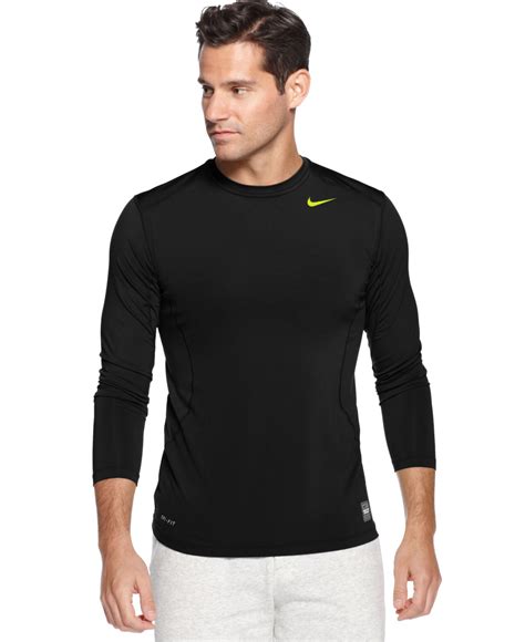 Sportliche Nike Longsleeves für Herren für dein Training 